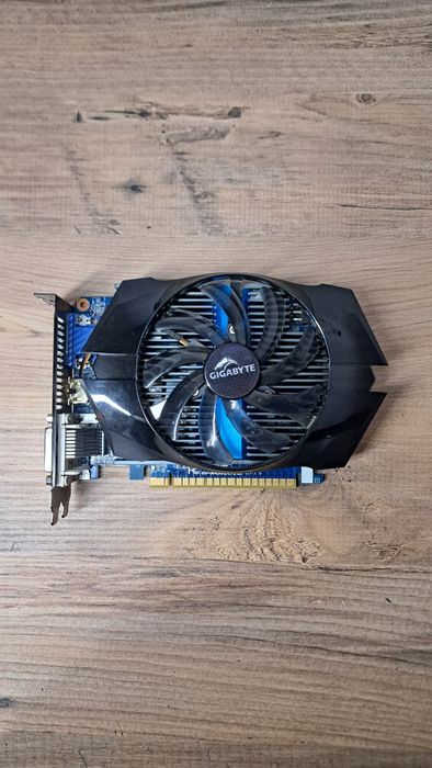 GTX 650 2 GB impecabil !!