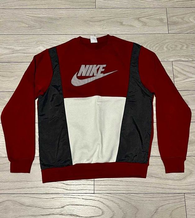 Bluza visinie Nike marimea M