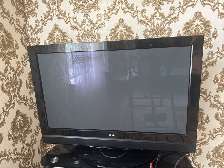 Продам телевизор