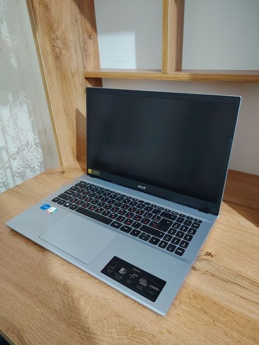 Продам ноутбук в отличном состоянии