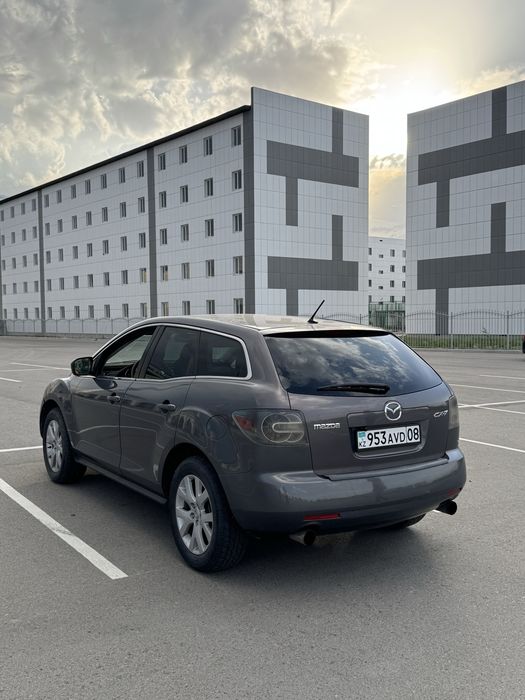 Mazda CX-7 кроссовер