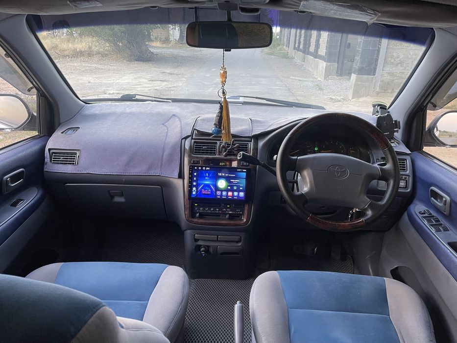 Toyota Ipsum, 1997 года