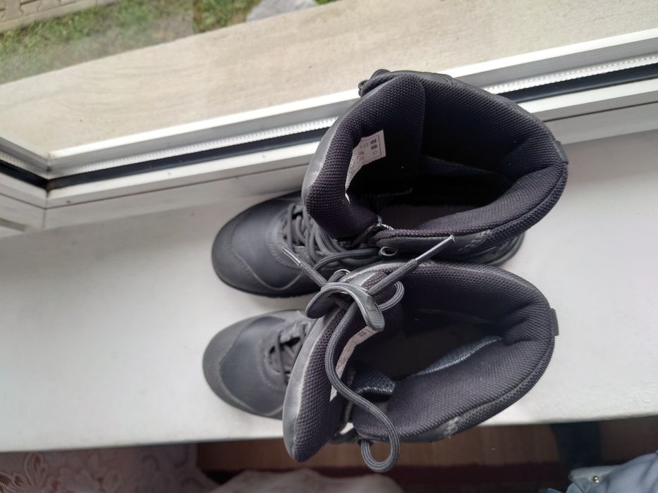 Bocanci tactici impermeabili noi