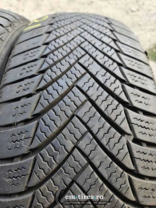 SET 2 Anvelope Iarna 195/65 R15 MINERVA Frostrack ras