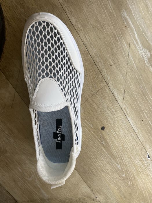 Продам женскую обувь