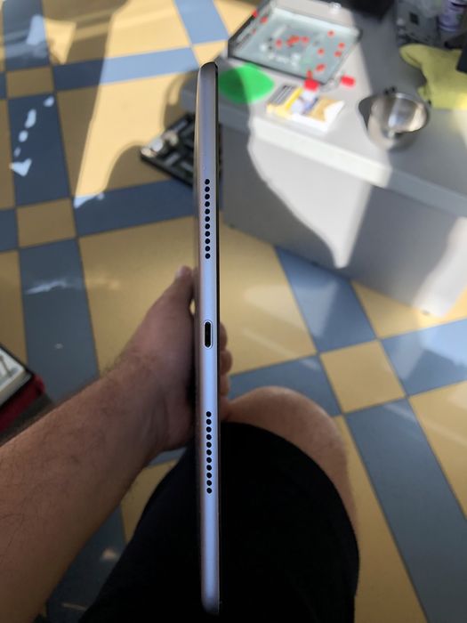 iPad Pro А1709, (10,5-инчов),64GB,Wi‑Fi + Cellular