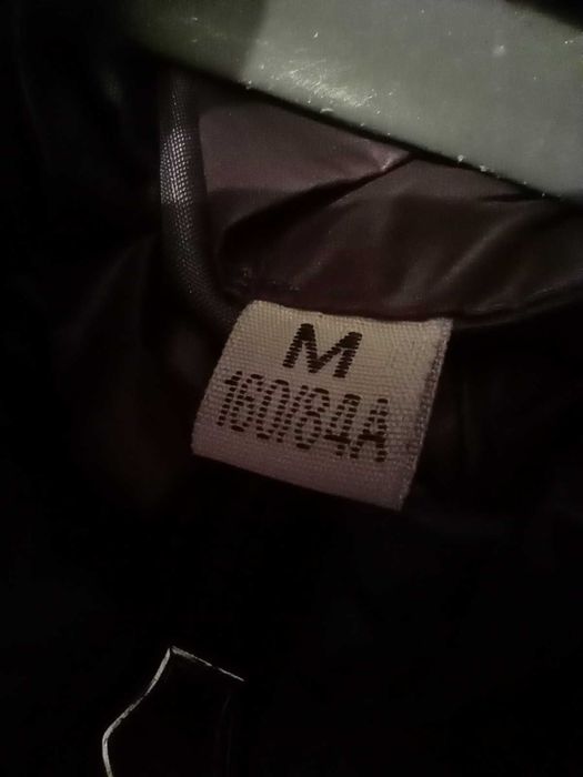 продам куртку демисезонную