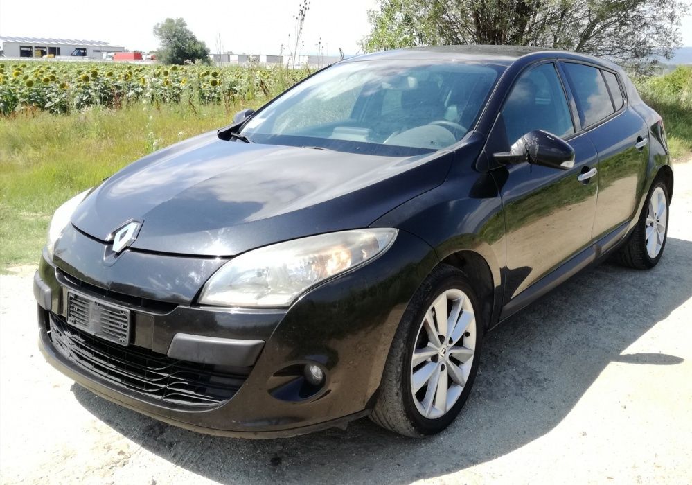 Reno Megane 1.9 dci/131hp,на части