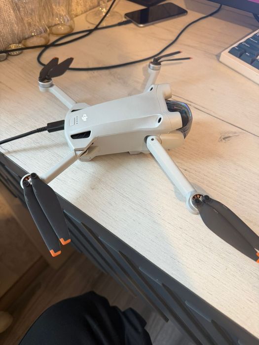 Дрон Dji mini pro 3