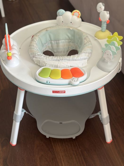 Centru de joaca pentru copii Skip Hop