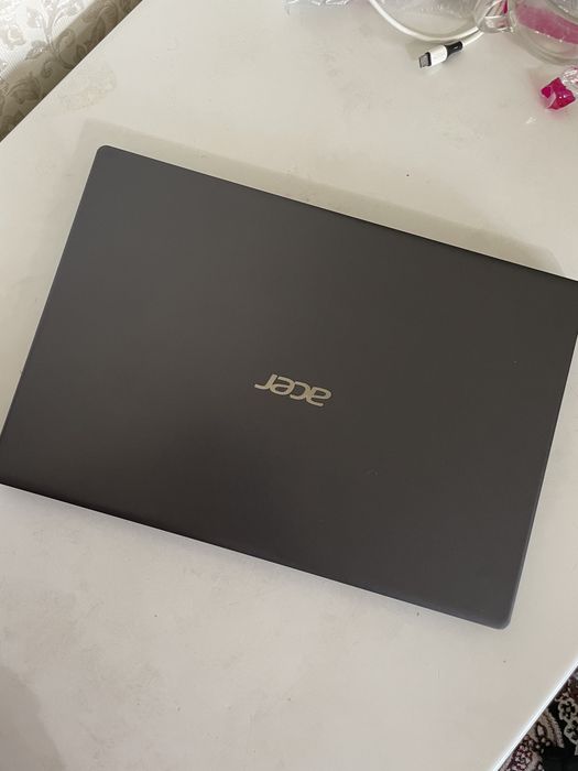 ноутбук Aser Aspire 3