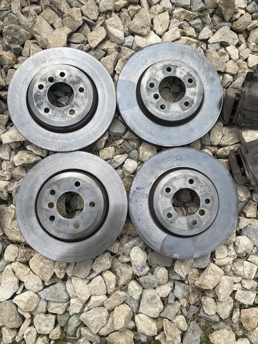 Дискове и апарати за BMW E46 3.0