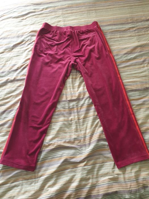 Vand pantaloni Adidas IVY PARK marimea XL