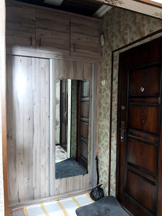 Uy sotiladi Dom kvatira