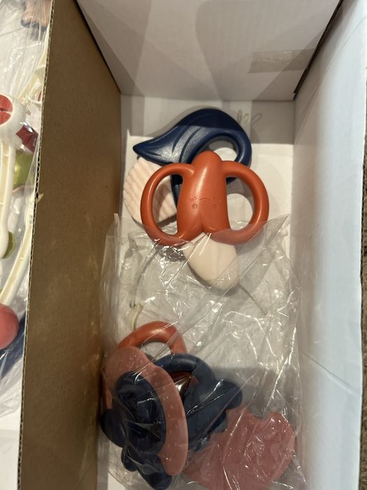 Музикална играчка за легло