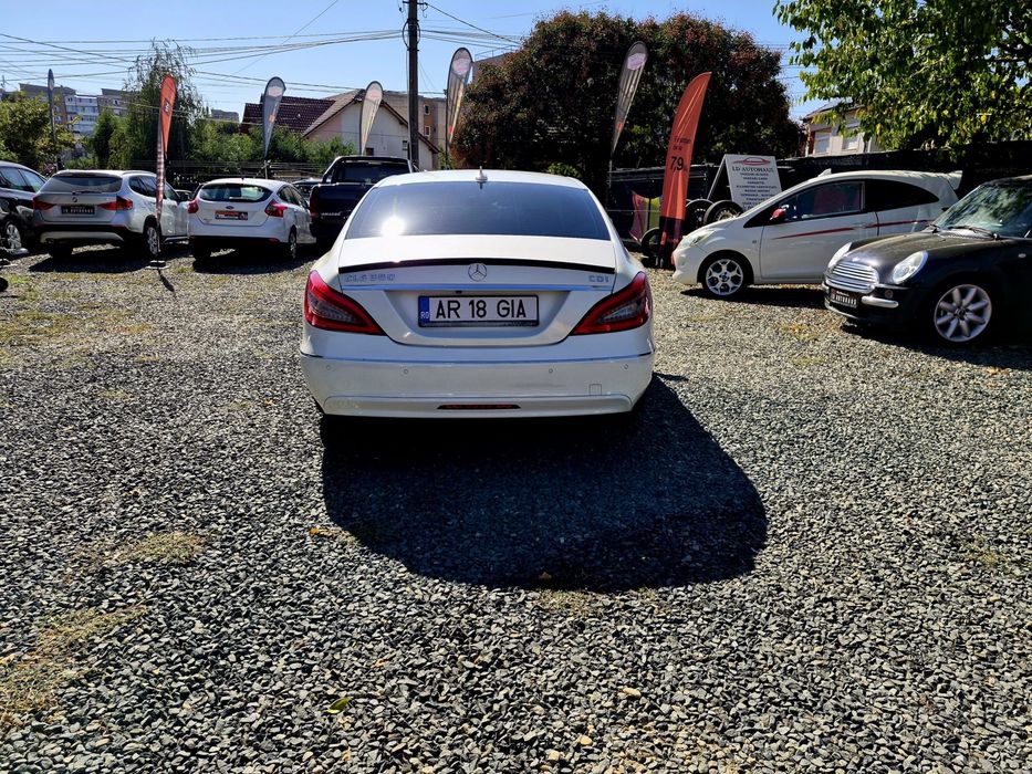 MERCEDES-BENZ CLS 2011 — imagine 3