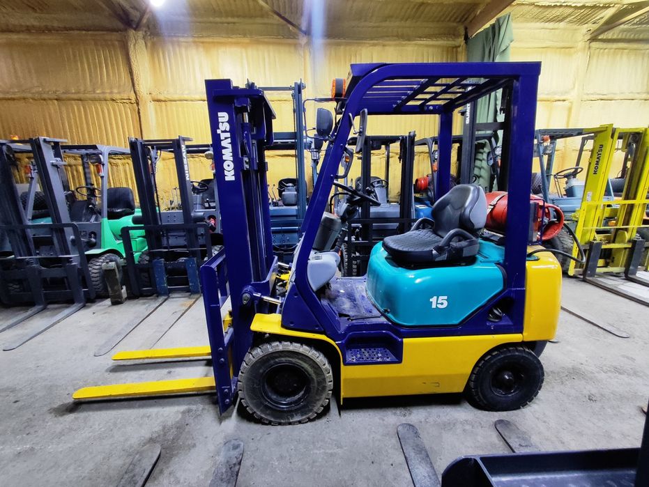 Продам вилочный погрузчик. Кара