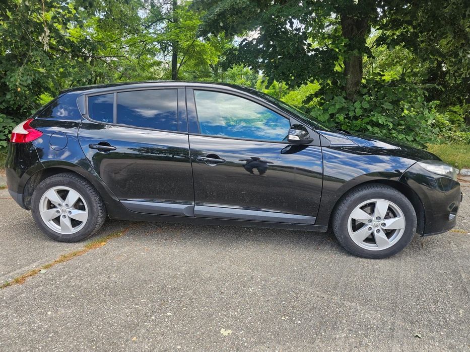 RENAULT Megane 2011 — imagine 2