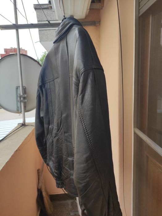 Кожено мъжко яке М-Л размер