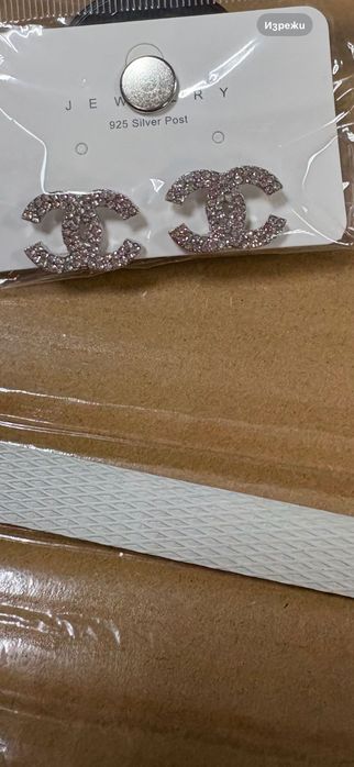 Обици и брошка Chanel с камъни