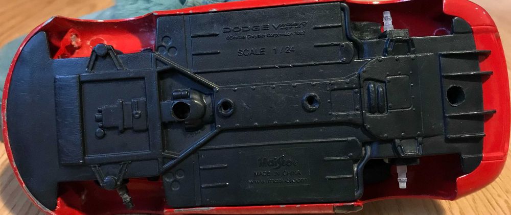 Macheta Dodge Viper SRT 10 cabrio 1 24 Maisto pentru piese