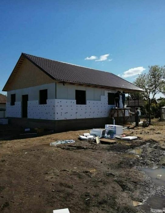 Case modulare din panouri Sandwich