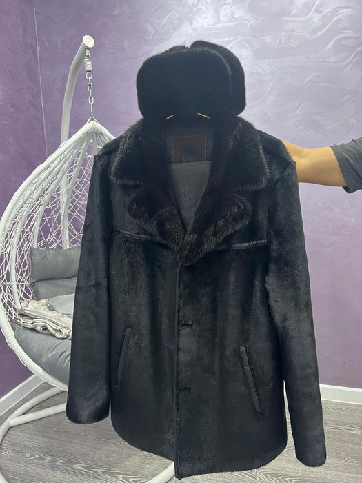 Продам шубу мужская новая.