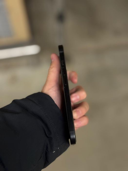 iPhone 15 на 128 гб