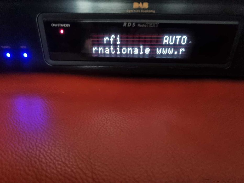 Denon TU-1800DAB negru
