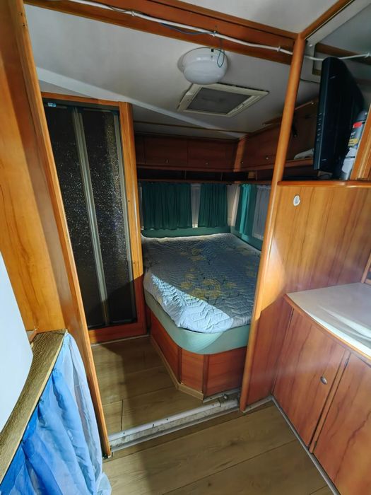 Каравана под наем Карлота на къмпинг Градина