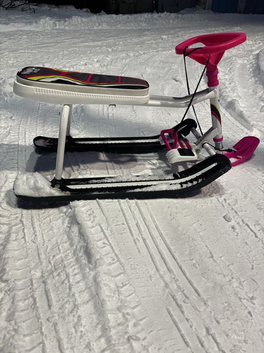 Продам снегокат.