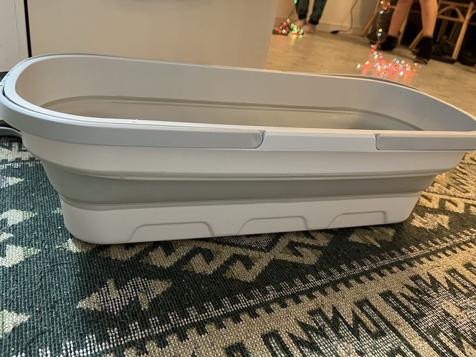 Vând mop cu stoarcere și găleată împachetabilă