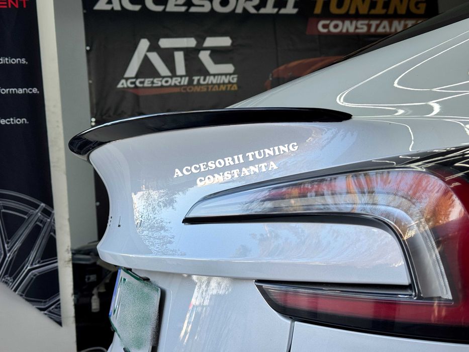 Eleron Portbagaj - Tesla Model 3 Negru Lucios