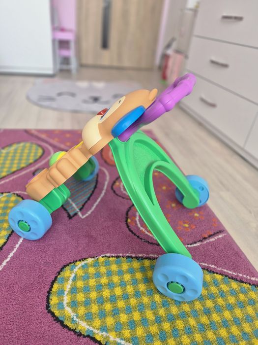 Проходилка за бебе Fisher Price