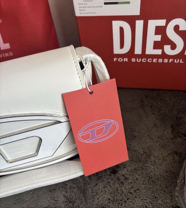 Geanta Diesel alba de umar