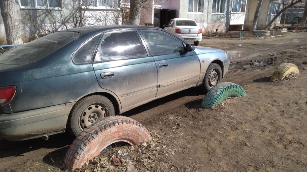 Продам Автомобил Тоиота Карина Е