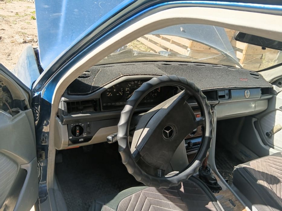 Продам мерседес 124