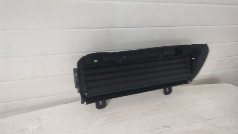 Grila activa , volet  Dacia Duster 1.3 benzina