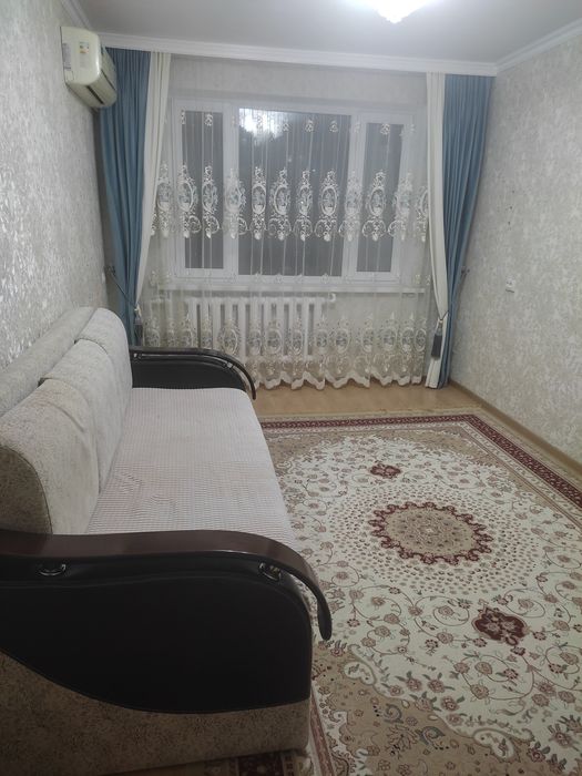 Сдам кв на 8 мкр 130000+ком услуги