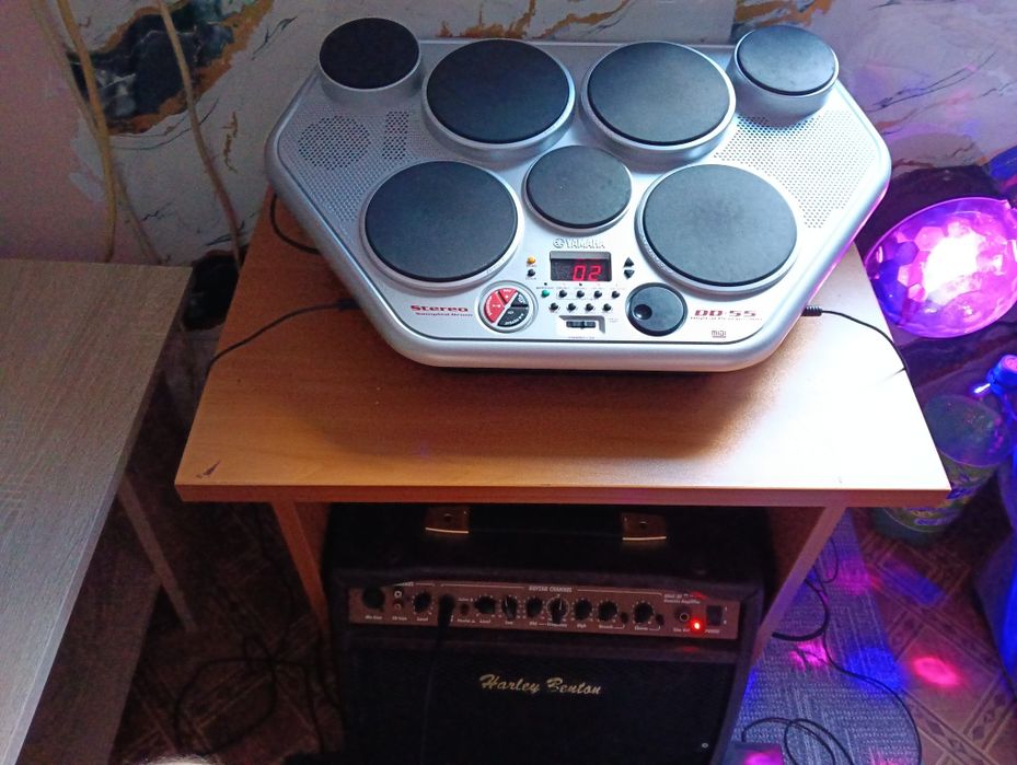 Електронни  падове yamaha dd-55 plus осилватела Кам него се продава
