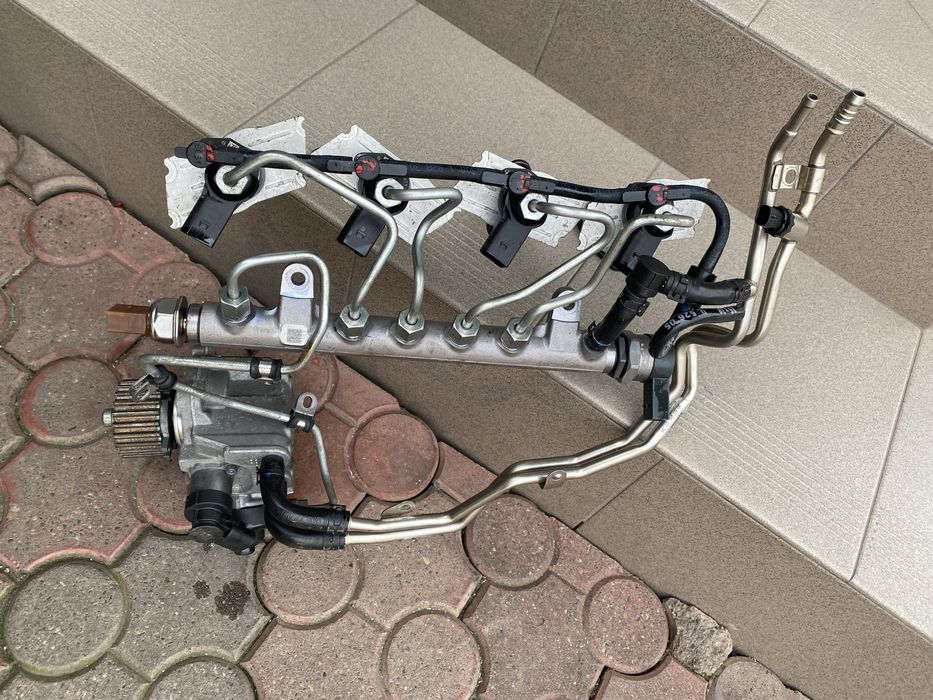 Motor se poate si injectia audi Q5 A4 CAG 03L130277