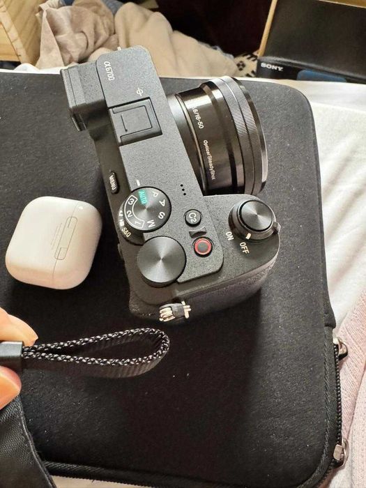 Продам камеру Sony Alpha A6700 kit 16-50mm