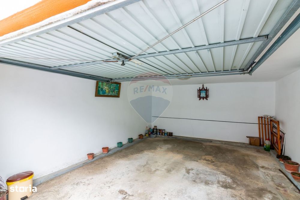 Casă / Vilă de vânzare Picior de Munte, Dambovita