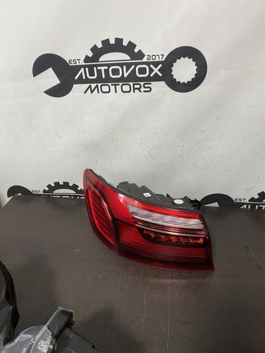 Stop stanga pe aripa Audi A4 B9 8W sedan berlina