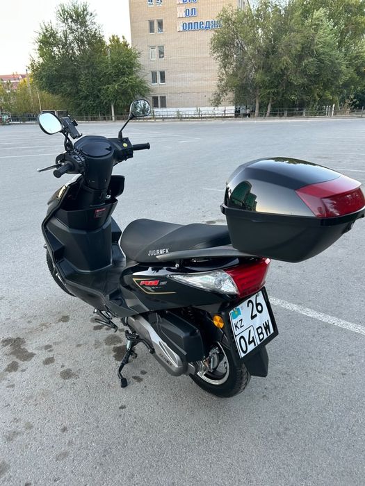 Продам Мопед М 8