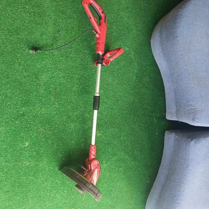 Електрически тример Raider 0.6 kW, 300 мм, RD-GT21