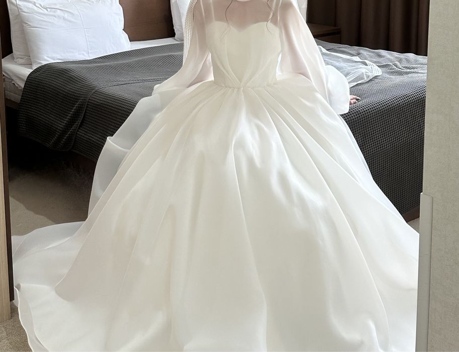 Свадебное платье