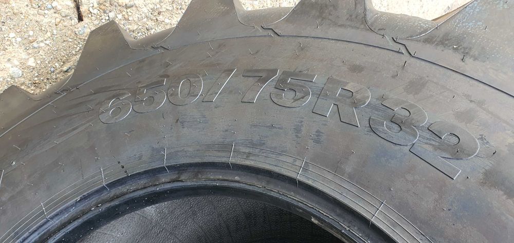 Cauciucuri noi 650/75R32 radiale de la OZKA pentru Combina TWYX