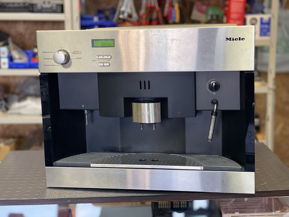 Кафемашина|Кафеавтомат за вграждане Miele CVA 620-2