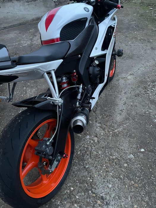 Yamaha  R6  RJ15